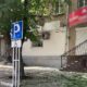 Атакували FPV-дроном будинок, де поранили жінку з немовлям, понівечили магазини, дитячий садочок у Нікополі і районі – поліція про наслідки ворожих обстрілів за добу (фото)