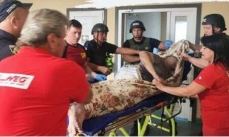 Найбільше постраждалих у Нікополі і Дніпрі: медики «екстренки» області звітувати про тиждень роботи 21 Найбільше постраждалих у Нікополі і Дніпрі: медики «екстренки» області звітувати про тиждень роботи