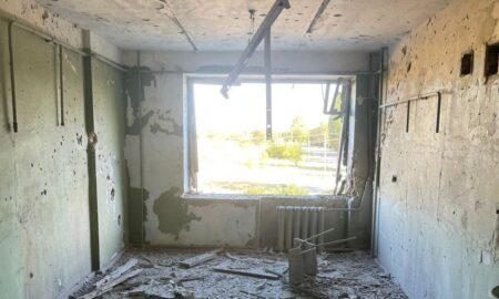 Подружжя загинуло, а трьом дітям вдалося вибратися з будинку: жахливі наслідки обстрілів Синельниківщини, Нікопольщини і Дніпра (фото)