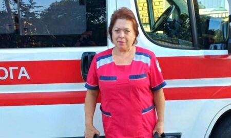 У селі біля Нікополя чоловіка двічі за день поранило ворожими дронами: медики