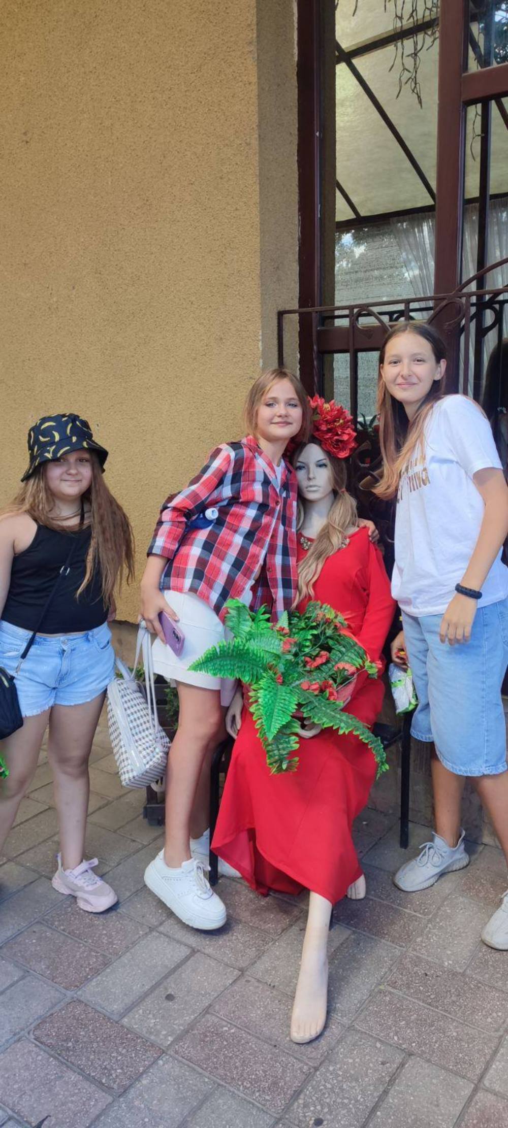 24 дітей з прифронтового Нікополя відпочивають в Ужгороді (фото) 4