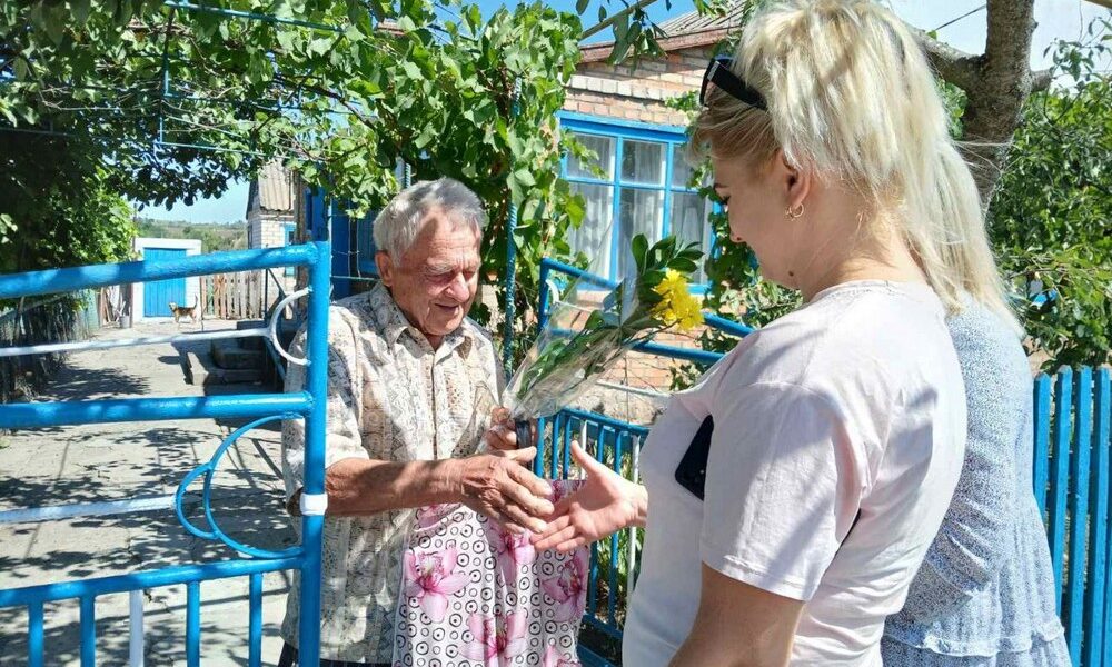 У Томаківській громаді привітали з 95-річним ювілеєм двох довгожителів (фото)