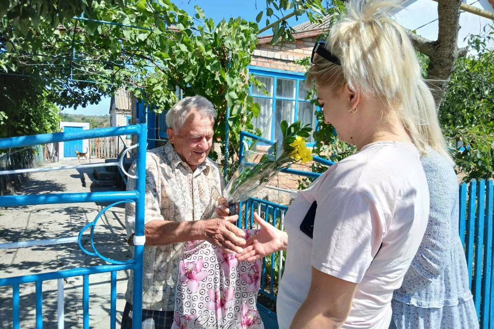 У Томаківській громаді привітали з 95-річним ювілеєм двох довгожителів (фото)