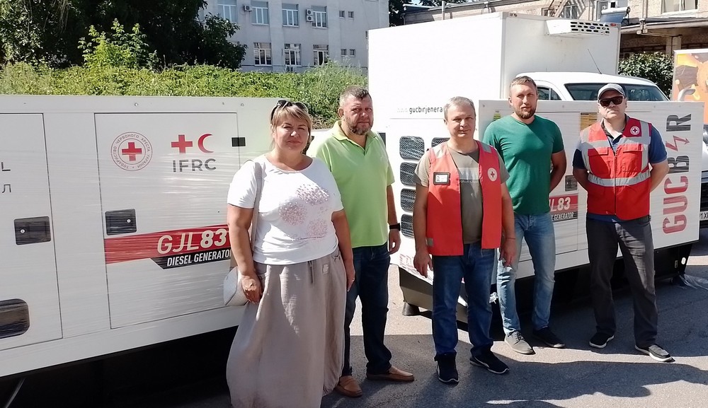 Томаківська громада отримала потужні генератори від Червоного Хреста: фото
