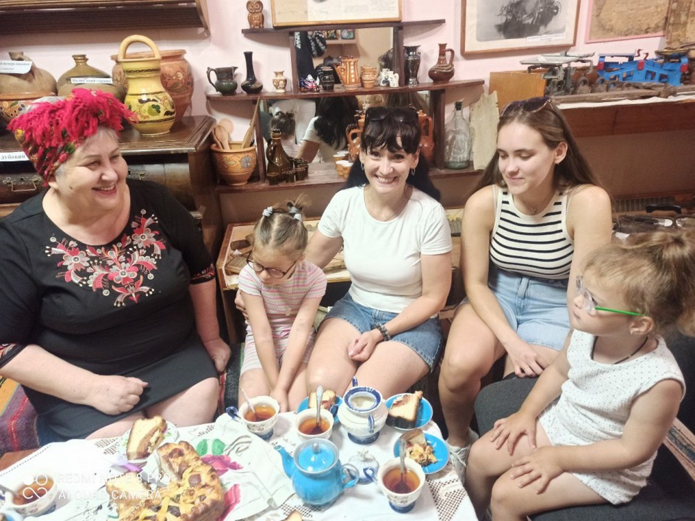 «Пиріг Незалежності»: у Покрові долучилися до всеукраїнської акції, згадали рецепти пирогів своїх бабусь (фото)