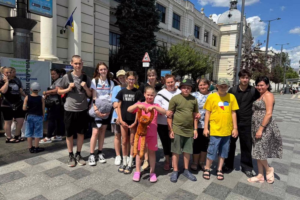 8 родин полеглих та зниклих безвісти Захисників з Томаківщини відпочили у Польщі (фото)