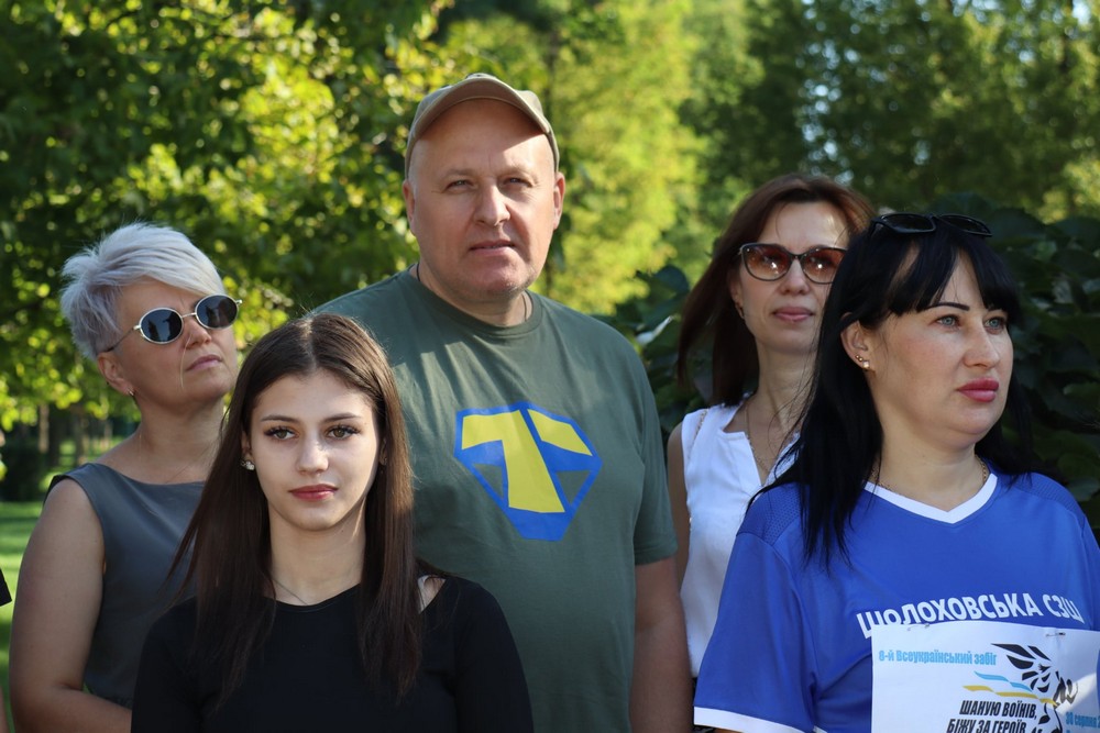 Нікопольці теж взяли участь: у Покрові сьогодні відбувся патріотичний забіг "Шаную воїнів, біжу за Героїв України"