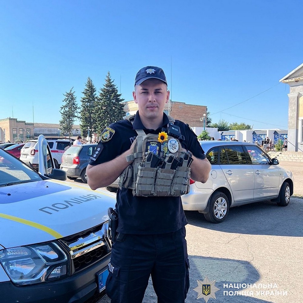 Поліцейські Нікопольщини долучилися до вшанування пам’яті полеглих Захисників України (фото)