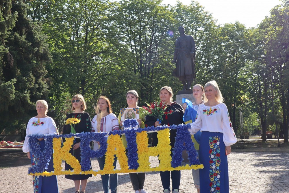 Як Покров сьогодні відзначає 34-ту річницю Незалежності України (фото)