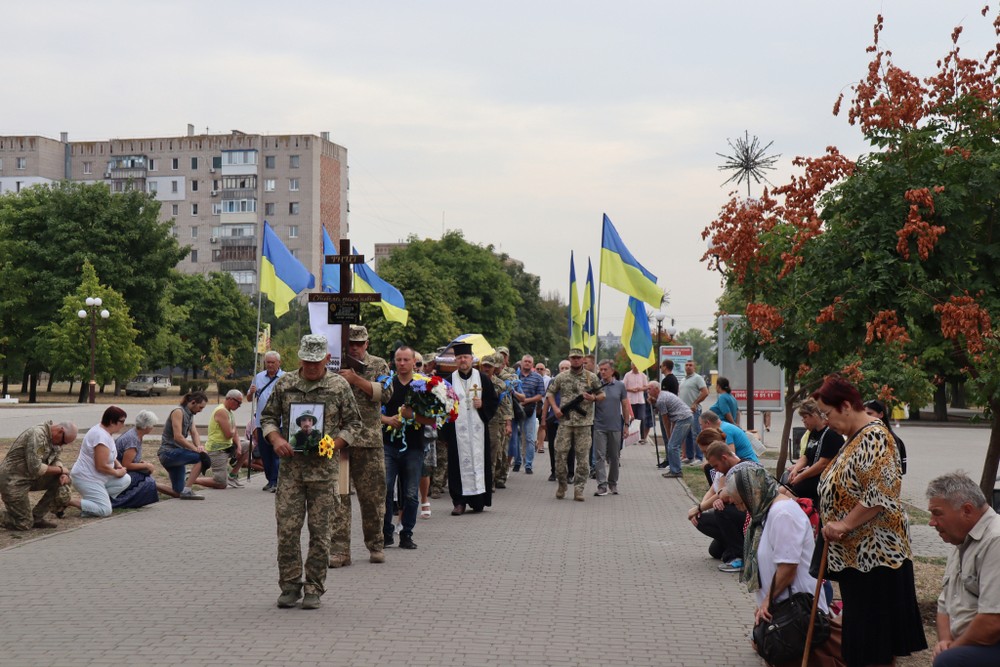 Вбиті росією мешканці Нікопольщини. Захисник з Покрова Віктор Гордієв віддав життя за Батьківщину. І сьогодні ми вшановуємо його пам’ять!