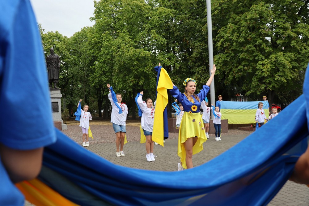 Як у Покрові відзначили День прапора України (фото) 13