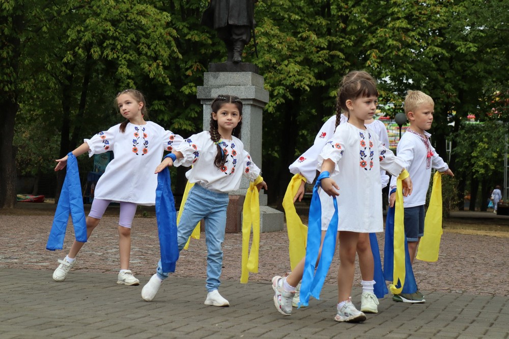 Як у Покрові відзначили День прапора України (фото) 15