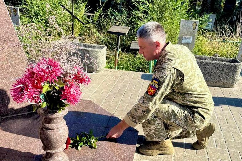 Капелан відслужив панахиду за полеглими воїнами 301 зенітної ракетної Нікопольської бригади (фото) 10