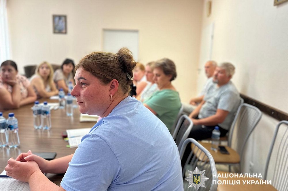 На Нікопольщині поліцейський провів тренінг для представників місцевої влади 5