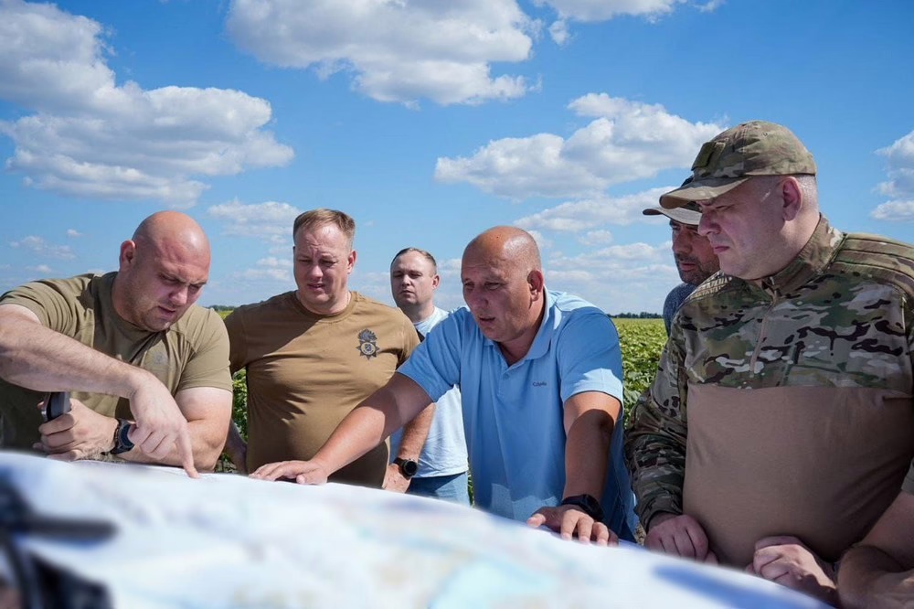 Начальник Дніпро ОВА перевірив будівництво фортифікацій (фото)