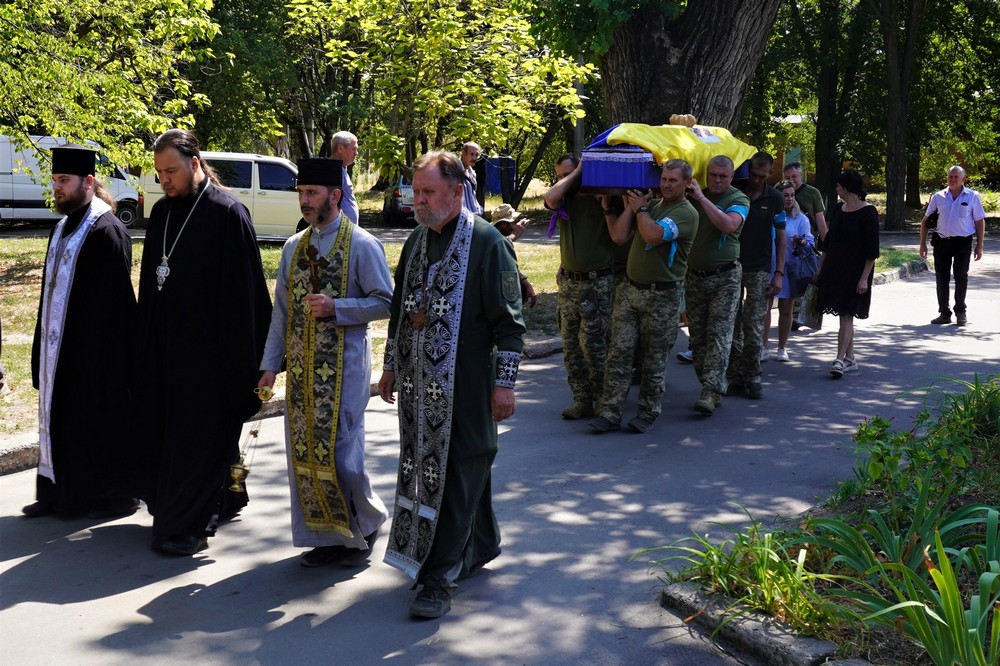 Нікополь попрощався ще з одним Воїном (фото) 7