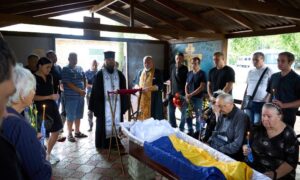 Нікополь сьогодні провів в останню путь Захисника (фото) 2