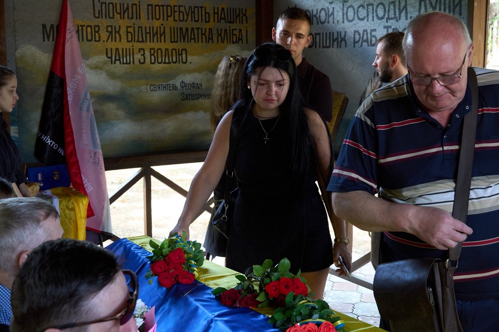 Нікополь сьогодні провів в останню путь полеглого Захисника Якова Селянінова (фото) 7