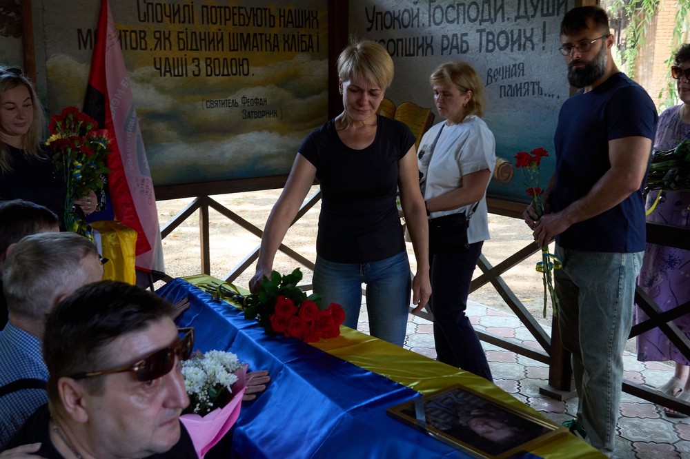 Нікополь сьогодні провів в останню путь полеглого Захисника Якова Селянінова (фото) 9