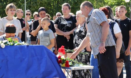 Нікопольщина сьогодні прощається із полеглим Захисником 9
