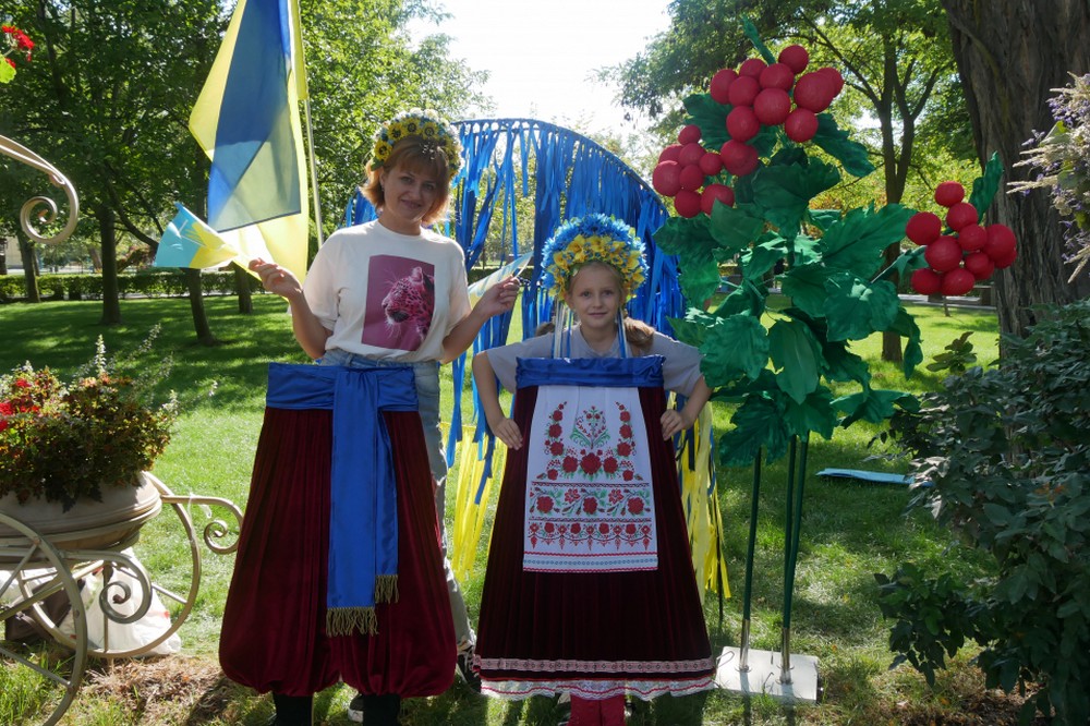 Було яблуку ніде упасти: як відзначили День Незалежності у Покрові у 2025 році