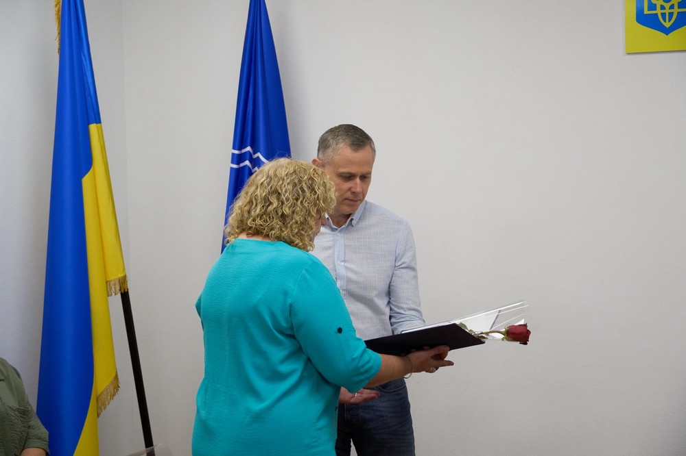 У Нікополі сьогодні нагороди вручили  державні нагороди військовим 4