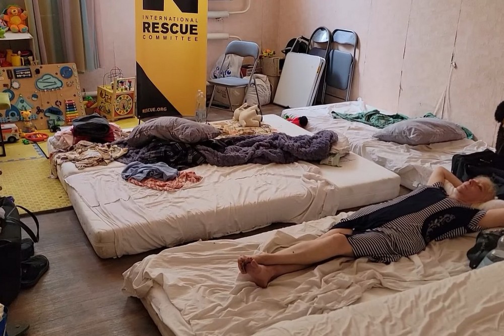 Евакуаційне цунамі на Дніпропетровщині: людей все більше, ресурсів критично не вистачає – «Проліска» (відео)