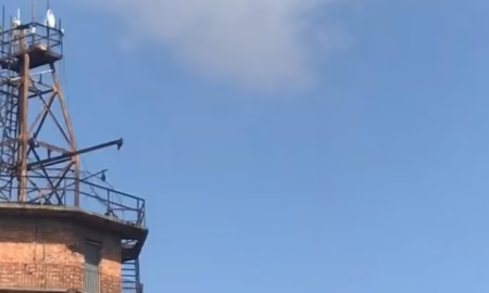 У Марганці мешканці зняли на відео момент атаки ворожого дрону (відео)