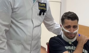 Полоненим відрізали органи і виколювали очі: у Дніпрі рятують Захисника, якому перерізали горло, а він дивом вижив (відео)