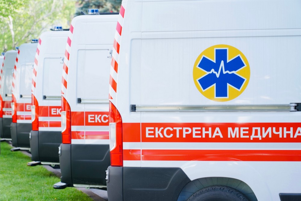 медики Нікополя надали допомогу 56 річній жінці подродиця 2