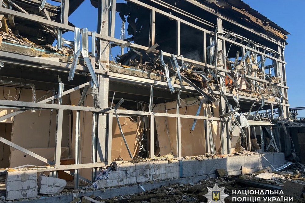 наслідки обстрілів Нікополя, району, Павлограду і Синельниківщини, показали у поліції 4