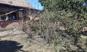 Є постраждалі, з-під завалів дістали дітей: Нікопольщина і Синельниківщина були під ударом ворога цієї ночі