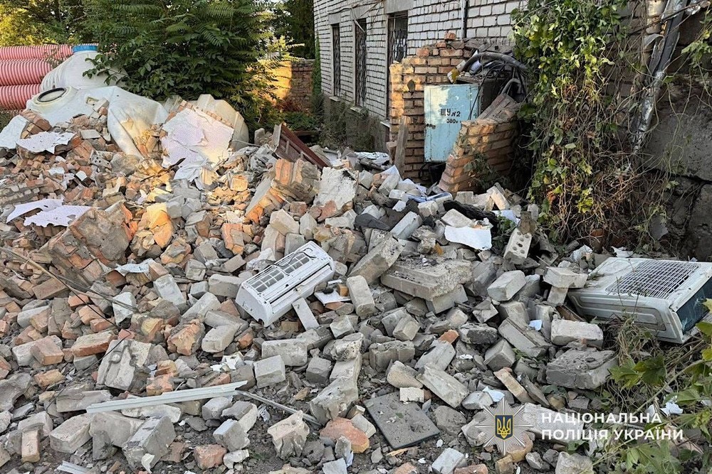 Фото наслідків ворожих атак на Дніпропетровщині