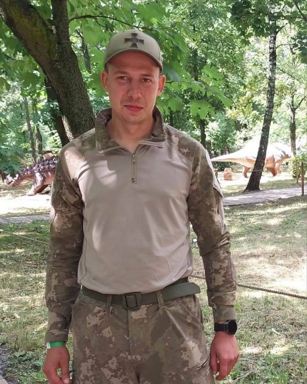 Вбиті росією мешканці Нікопольщини. Захисник з Нікополя Антон Тарасов загинув 3 серпня 2023 року. Тож сьогодні річниця його смерті, і ми вшановуємо пам’ять Героя!