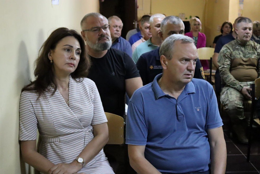 Евакуація триває безперервно, потрібен ще один проміжний пункт: начальник ДніпроОВА сьогодні на Синельниківщині (фото)