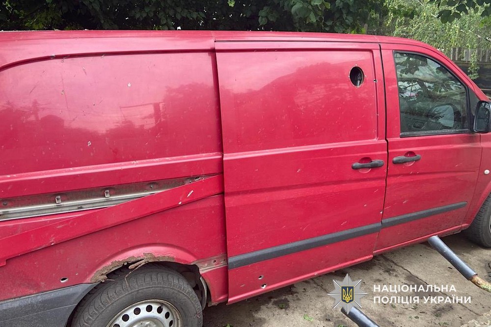 Ворог здійснив близько 100 ударів по Нікопольщині, обстріляв Синельниківщину – поранено поліцейського