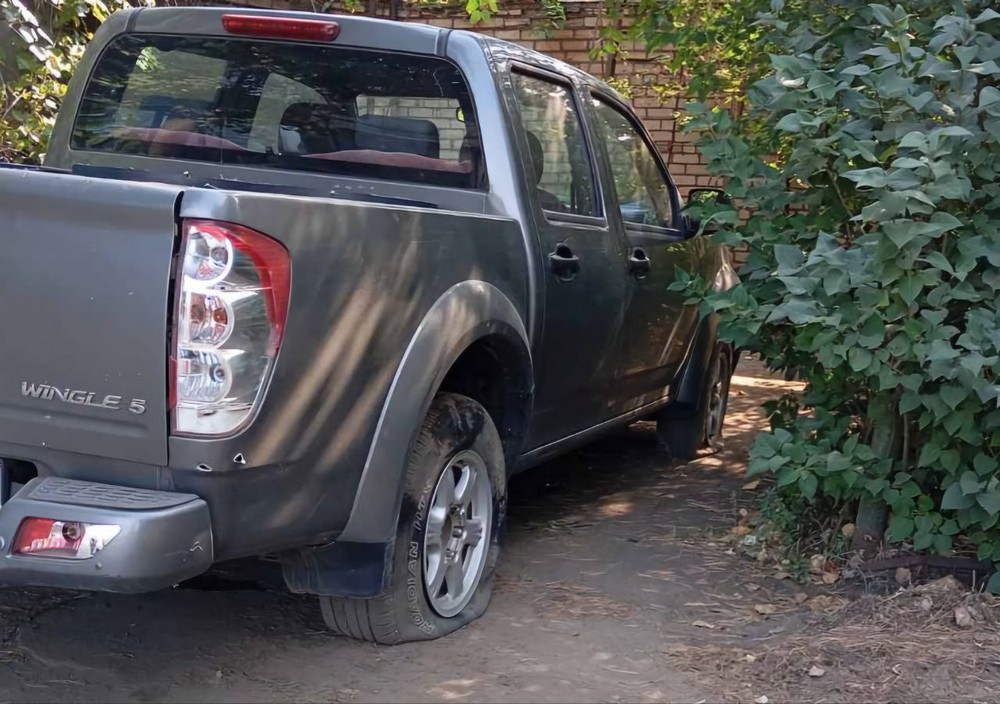 На Нікопольщині троє поранених і руйнування, також поранено жінку у Синельниківському району – ворог продовжував тероризувати область 8 серпня
