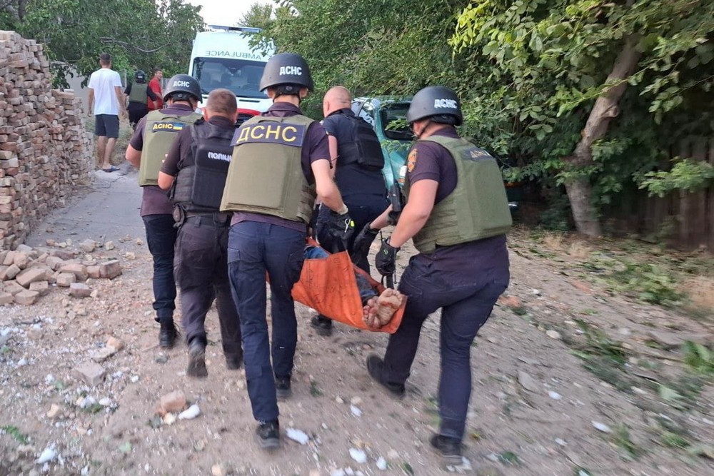 У Нікополі окупанти вбили жінку, важко поранений чоловік ввечері 8 серпня