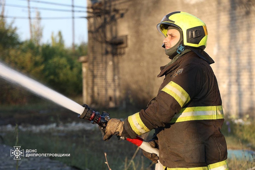 Окупанти зруйнували вокзал на Дніпропетровщині: скасовано потяги (фото, відео)