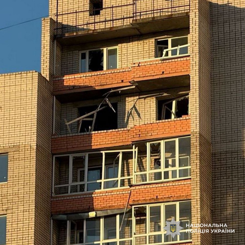Фото наслідків ворожих атак на Нікопольщину