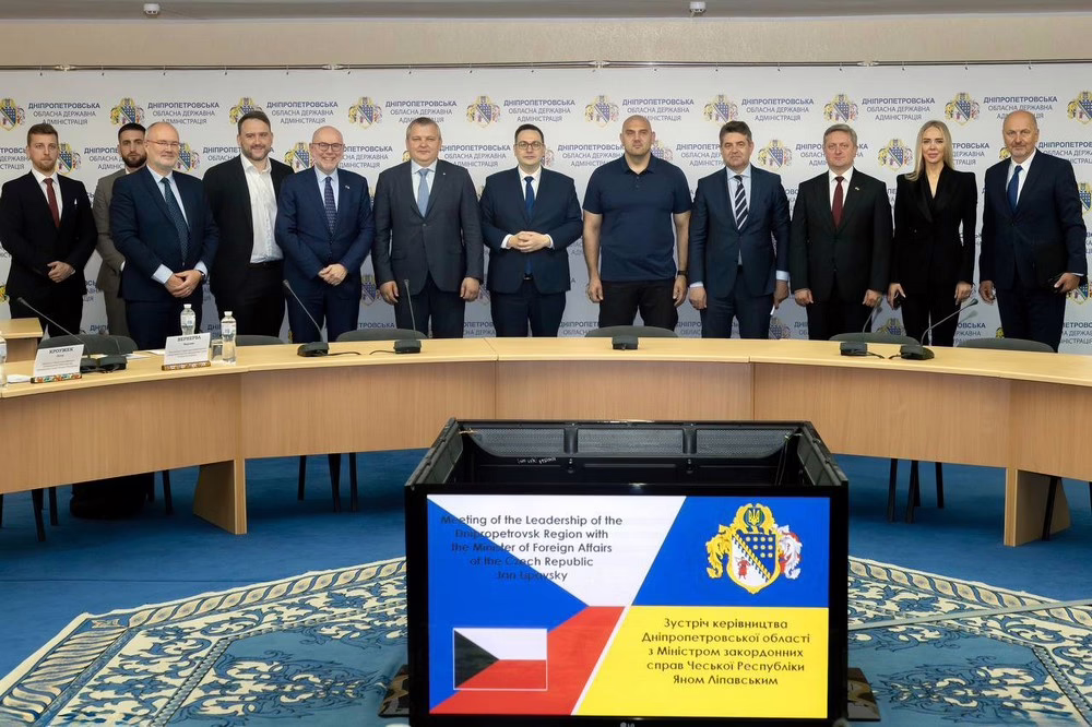 біцяють допомогу Нікопольщині, Синельниківщині, Дніпру, Кривому Рогу