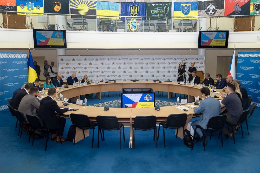Дніпропетровщину відвідала делегація з Чехії: обіцяють допомогу Нікопольщині, Синельниківщині, Дніпру, Кривому Рогу