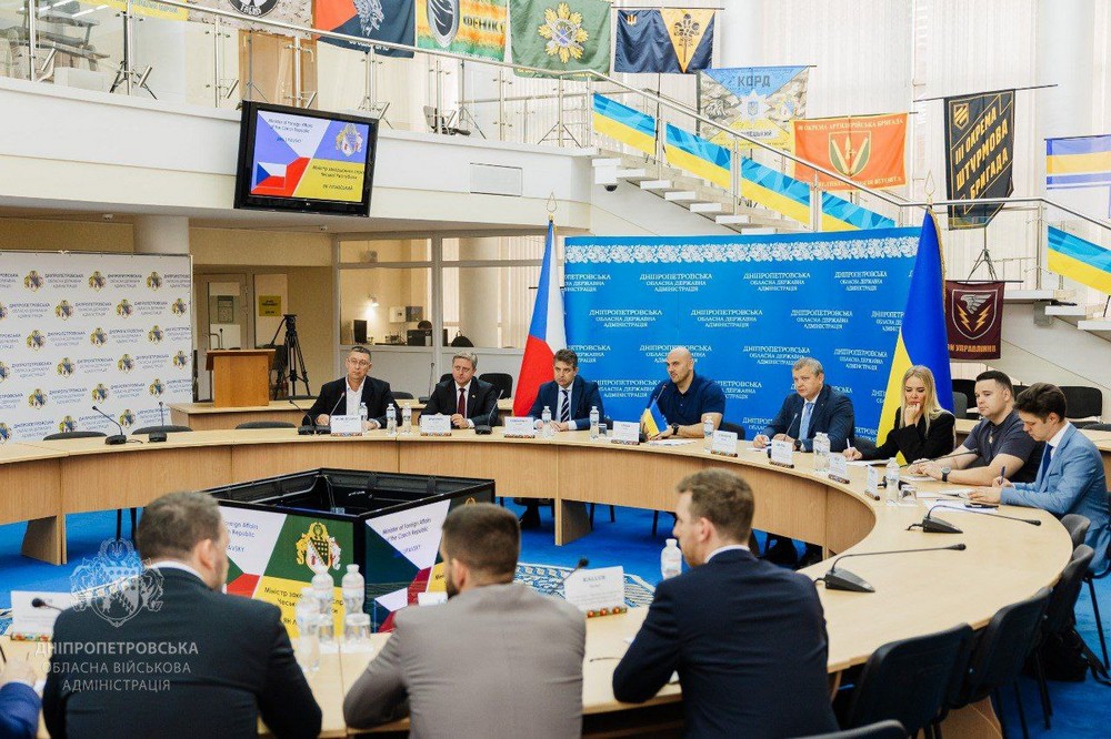 Дніпропетровщину відвідала делегація з Чехії: обіцяють допомогу Нікопольщині, Синельниківщині, Дніпру, Кривому Рогу