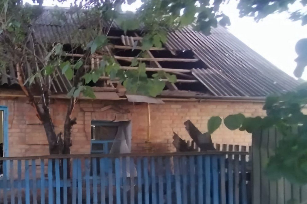 Фото наслідків обстрілів Нікополя