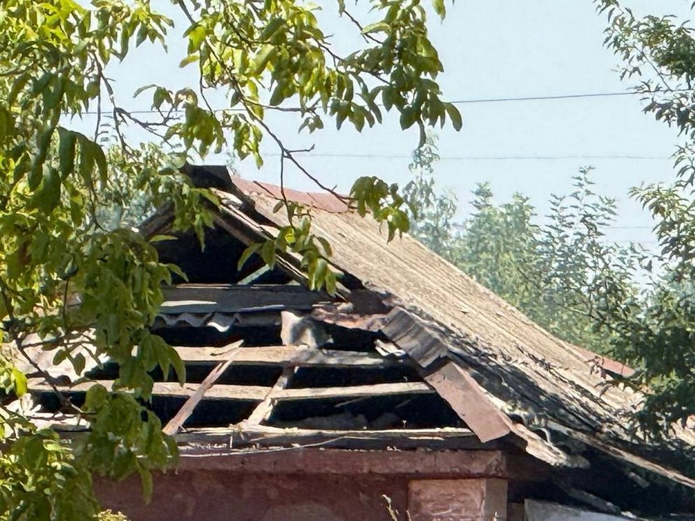 Фото наслідків обстрілів Нікополя і району