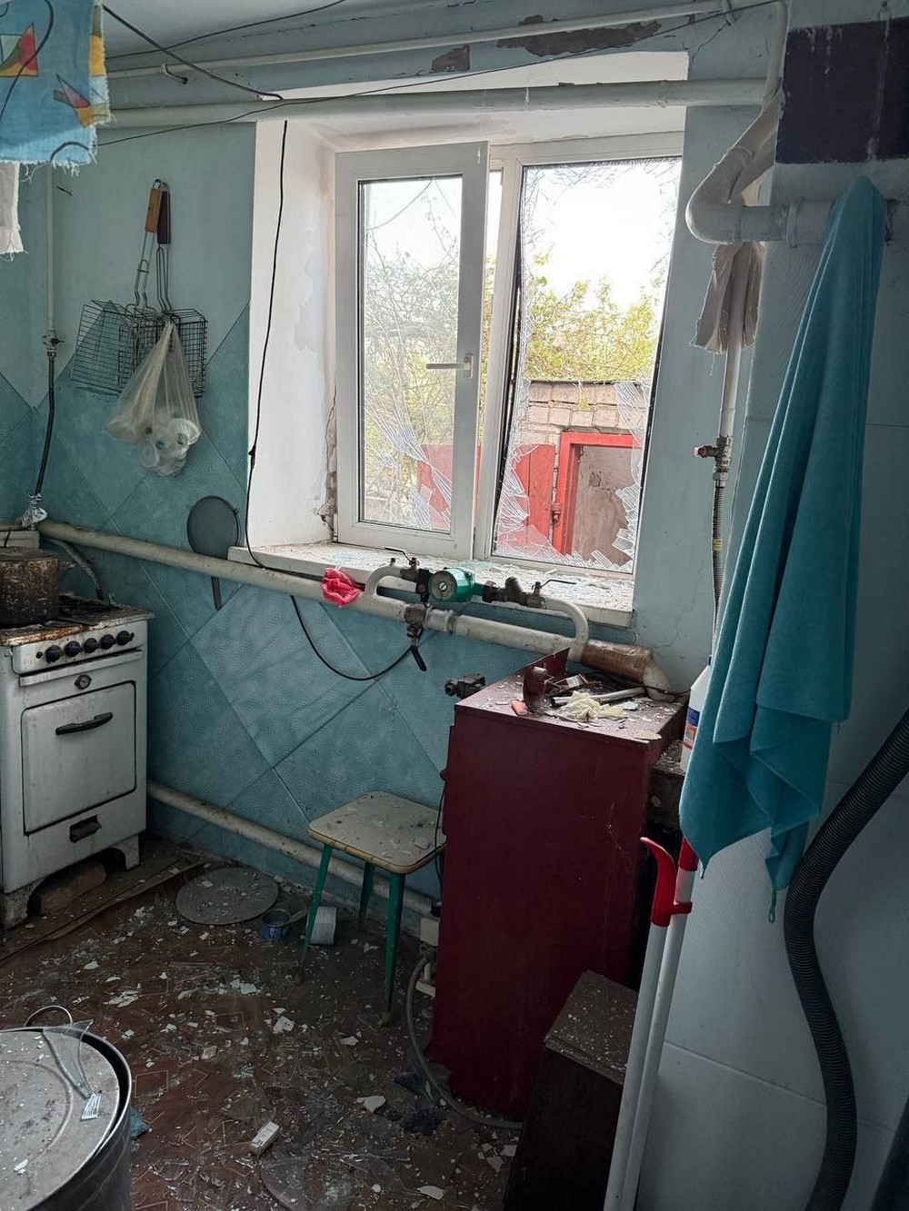 Фото наслідків обстрілів Нікополя