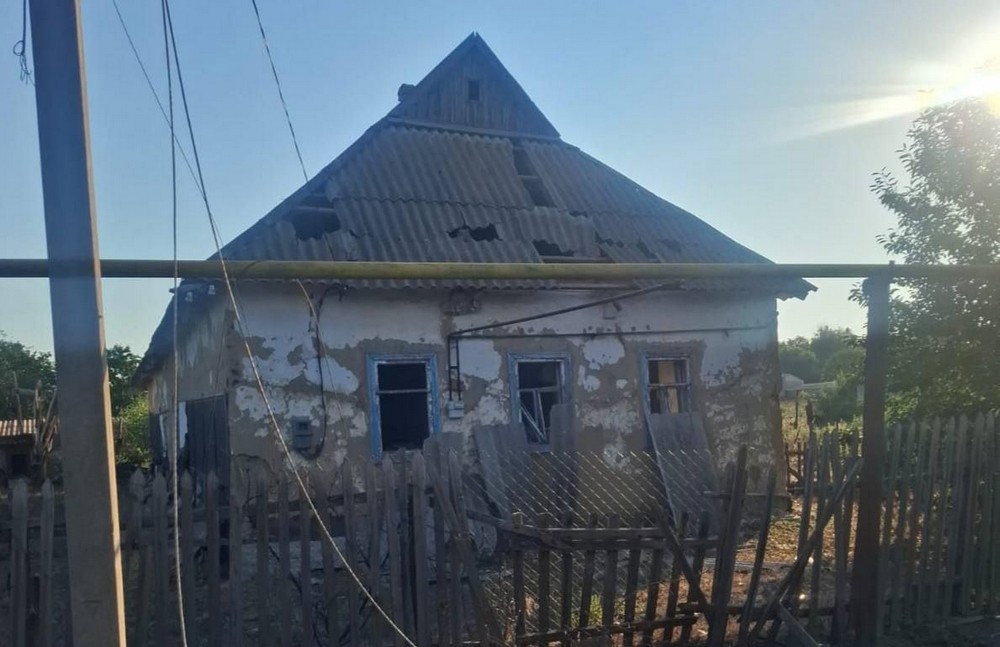 Фото наслідків обстрілів Нікополя