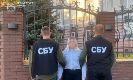 На Дніпропетровщині 19-річна дівчина заклала вибухівку під авто ЗСУ – її затримано