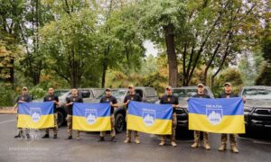 Дніпропетровщина передала потужні позашляховики штурмовому полку «Скала» (фото)