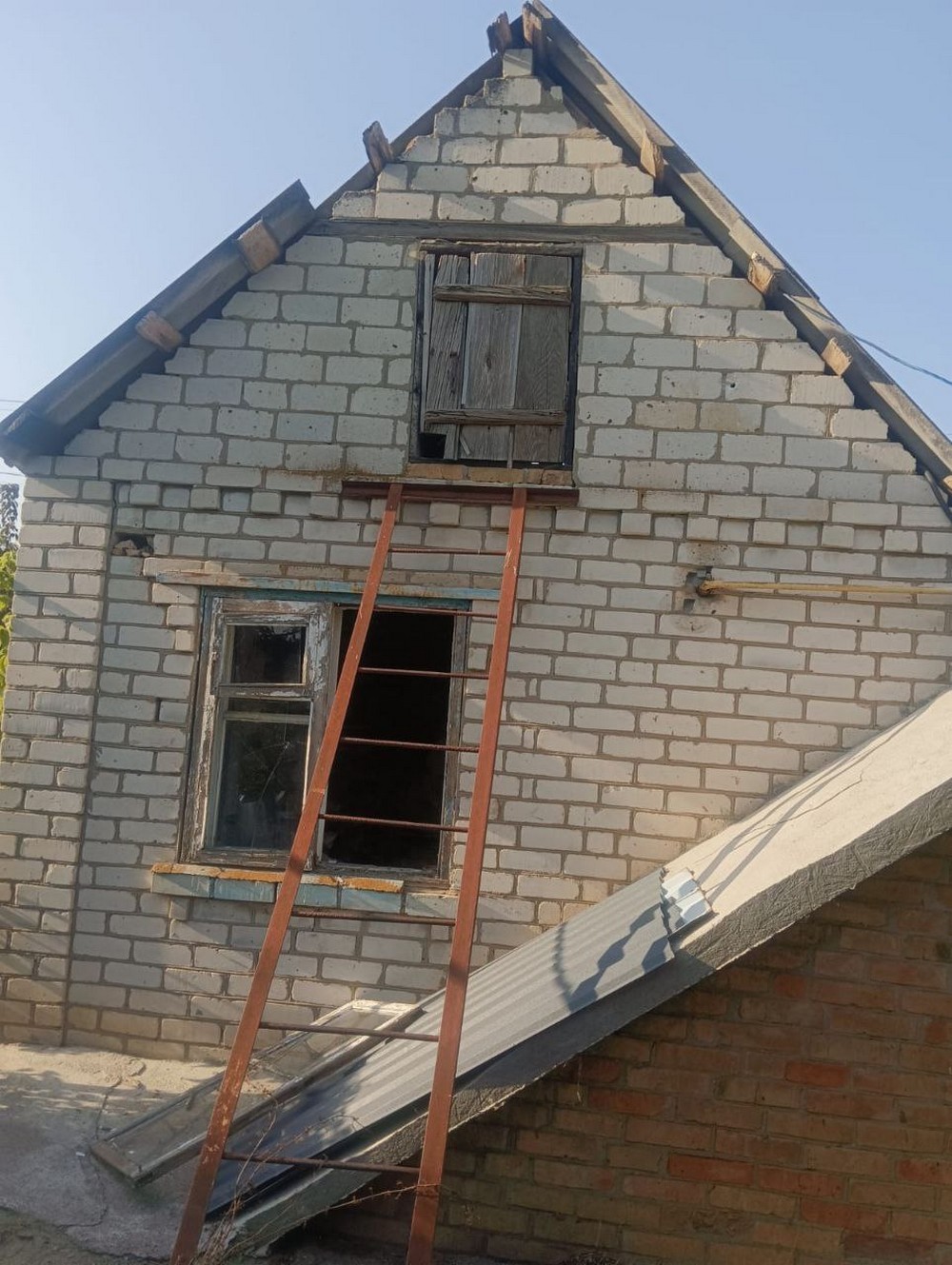 Фото наслідків обстрілів Нікопольщини
